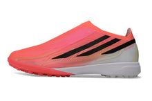 Carregar imagem no visualizador da galeria, Chuteira Adidas F50 Hyperfast Laceless TF "Road to Glory"
