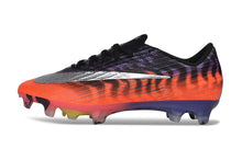 Carregar imagem no visualizador da galeria, Chuteira Nike Mercurial Superfly 11 Elite FG
