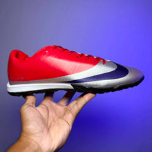 Carregar imagem no visualizador da galeria, CHUTEIRA SOCIETY NIKE MERCURIAL VAPOR 13 PRO TF - DNA

