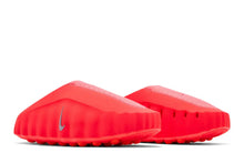 Carregar imagem no visualizador da galeria, Slide Nike Mind 001 Solar Red Vermelho
