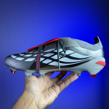 Carregar imagem no visualizador da galeria, Chuteira Adidas Predator Tongue 26 Elite + Brinde (Pronta Entrega)
