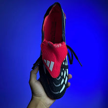 Carregar imagem no visualizador da galeria, Chuteira Adidas Predator Tongue 26 Elite SG + Brinde (Pronta Entrega)
