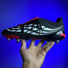 Carregar imagem no visualizador da galeria, Chuteira Adidas Predator Tongue 26 Elite SG + Brinde (Pronta Entrega)
