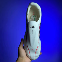 Carregar imagem no visualizador da galeria, Chuteira Adidas Copa Pure 2 Elite Campo + Brinde (Pronta Entrega)

