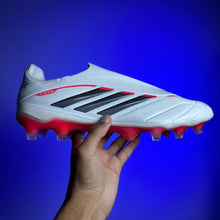 Carregar imagem no visualizador da galeria, Chuteira Adidas Copa Pure 2 Elite Campo + Brinde (Pronta Entrega)
