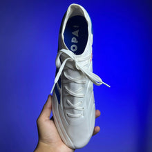 Carregar imagem no visualizador da galeria, Chuteira Adidas Copa Pure 2 Elite Campo + Brinde (Pronta Entrega)
