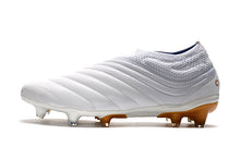 Carregar imagem no visualizador da galeria, CHUTEIRA ADIDAS COPA 19+ BRANCO/DOURADO
