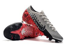 Carregar imagem no visualizador da galeria, CHUTEIRA NIKE MERCURIAL VAPOR 13 FG ELITE &quot;SPEED FREAK&quot;
