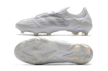 Carregar imagem no visualizador da galeria, CHUTEIRA ADIDAS PREDATOR ARCHIVE LIMITED EDITION &quot;BRANCO&quot;
