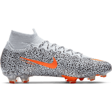 Carregar imagem no visualizador da galeria, CHUTEIRA NIKE MERCURIAL SUPERFLY 7 FG ELITE &quot;SAFARI&quot;
