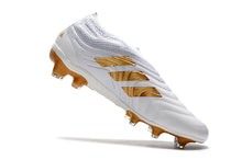 Carregar imagem no visualizador da galeria, CHUTEIRA ADIDAS COPA 19+ BRANCO/DOURADO
