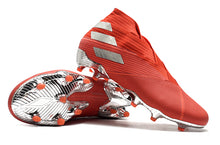 Carregar imagem no visualizador da galeria, CHUTEIRA ADIDAS NEMEZIZ 19+ FG “302 REDIRECT&quot; VERMELHO/PRATA

