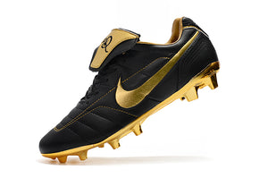 CHUTEIRA NIKE TIEMPO LEGEND 7 ELITE FG R10 PRETO/DOURADO