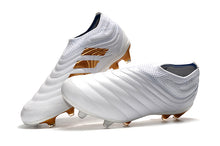Carregar imagem no visualizador da galeria, CHUTEIRA ADIDAS COPA 19+ BRANCO/DOURADO
